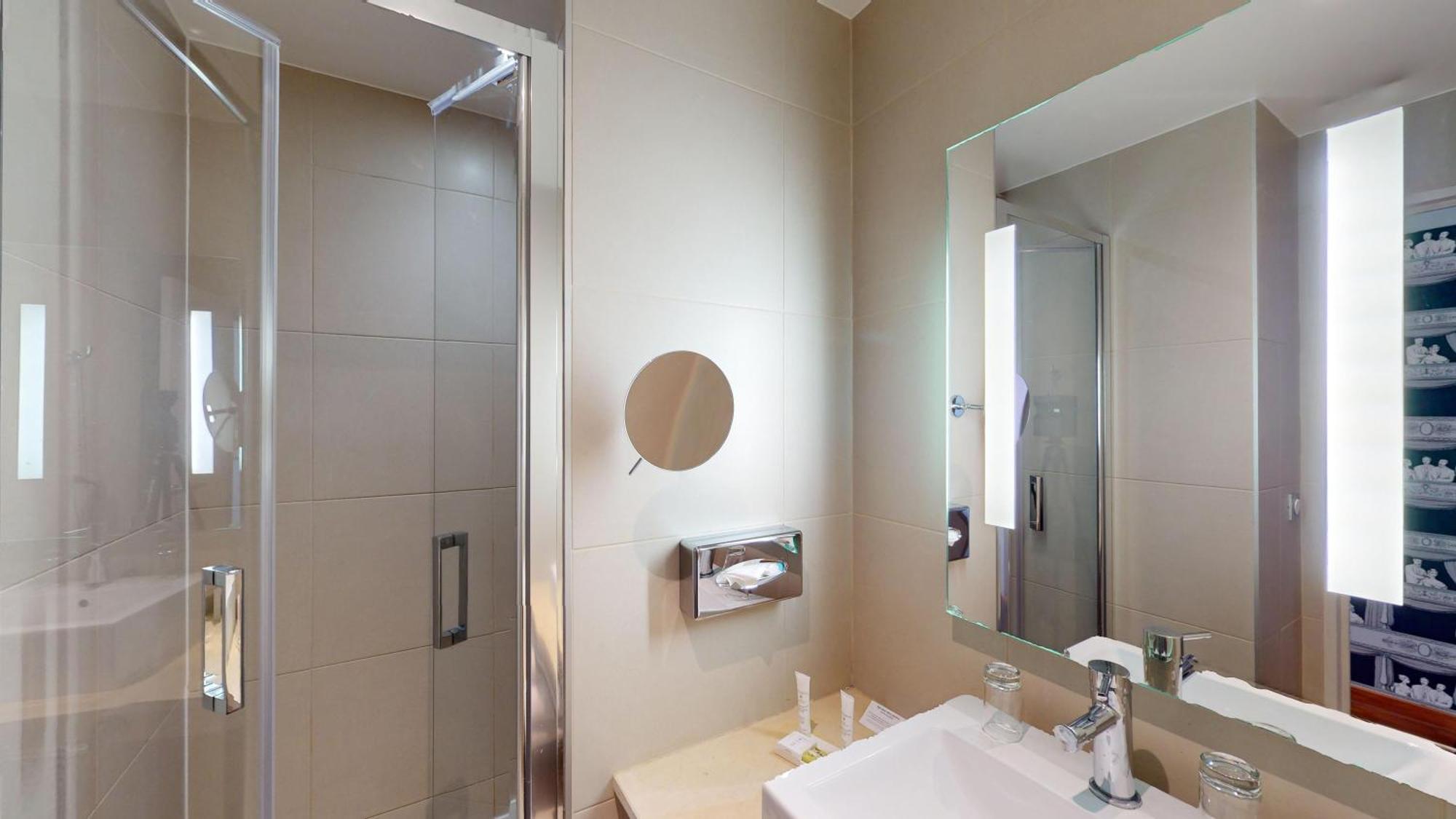 Best Western Hotel Opera Drouot Paris Luaran gambar
